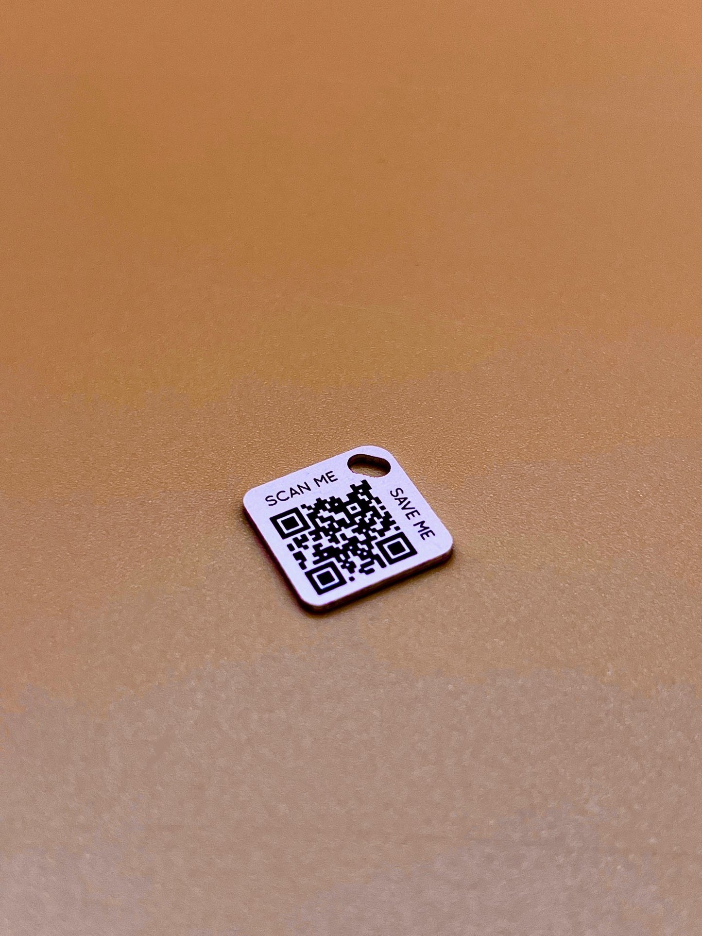 Qoeur. Pendentif QR Code seul. Interchangeable. - Qoeur.fr