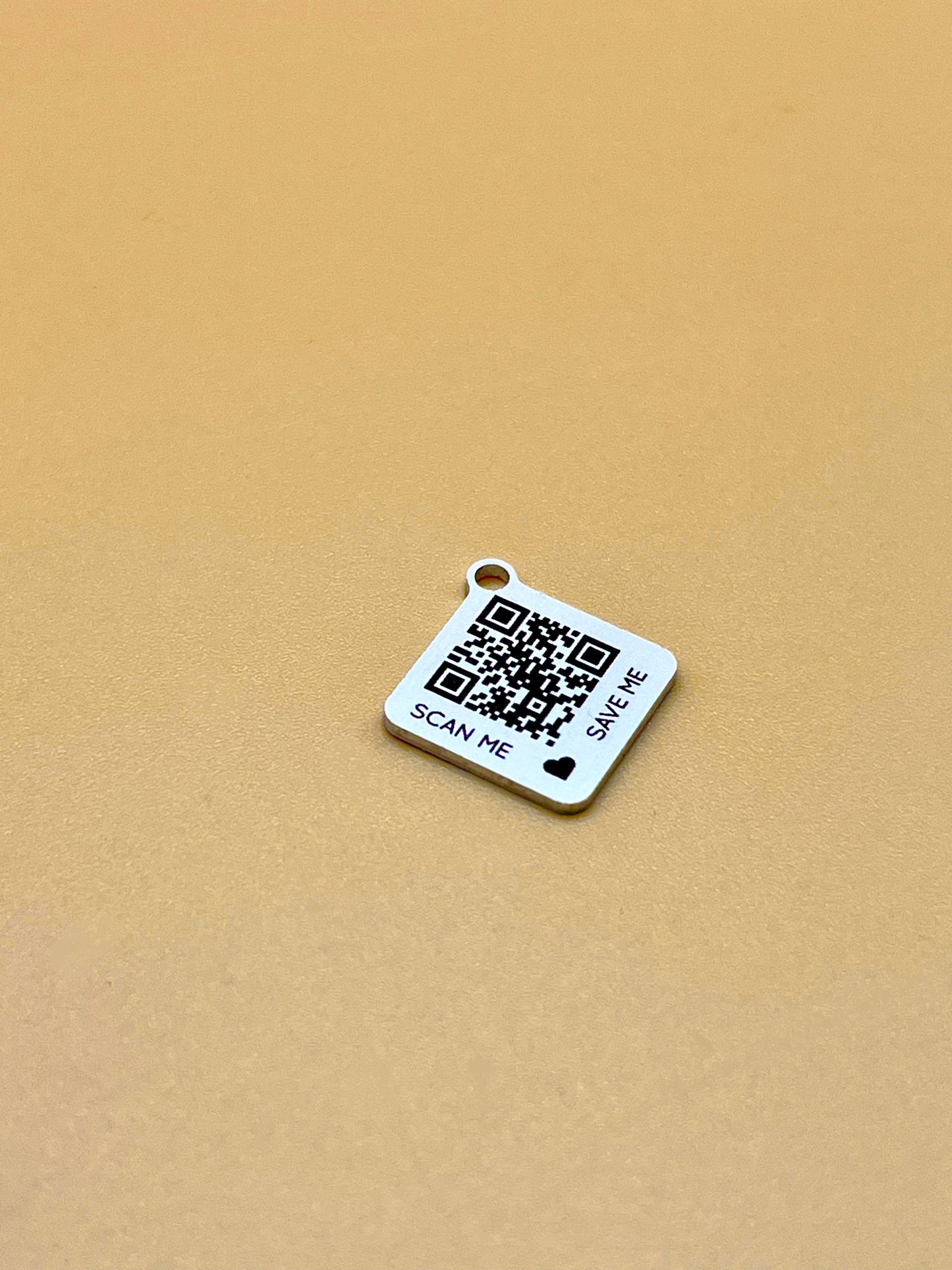 Qoeur. Pendentif QR Code seul. Classique. - Qoeur.fr