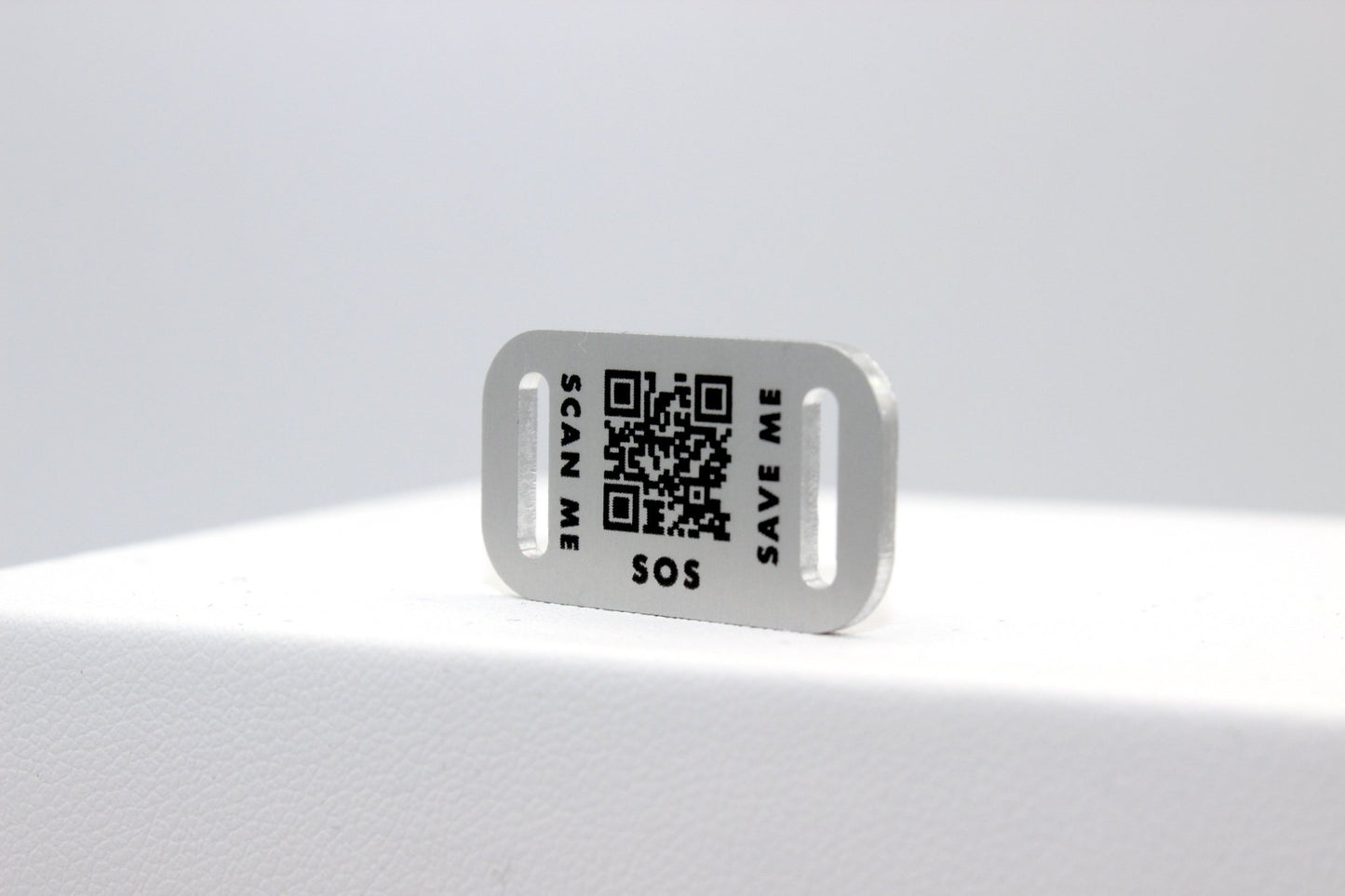 Qoeur. Médaille QR code seule - SOS. - Qoeur.fr