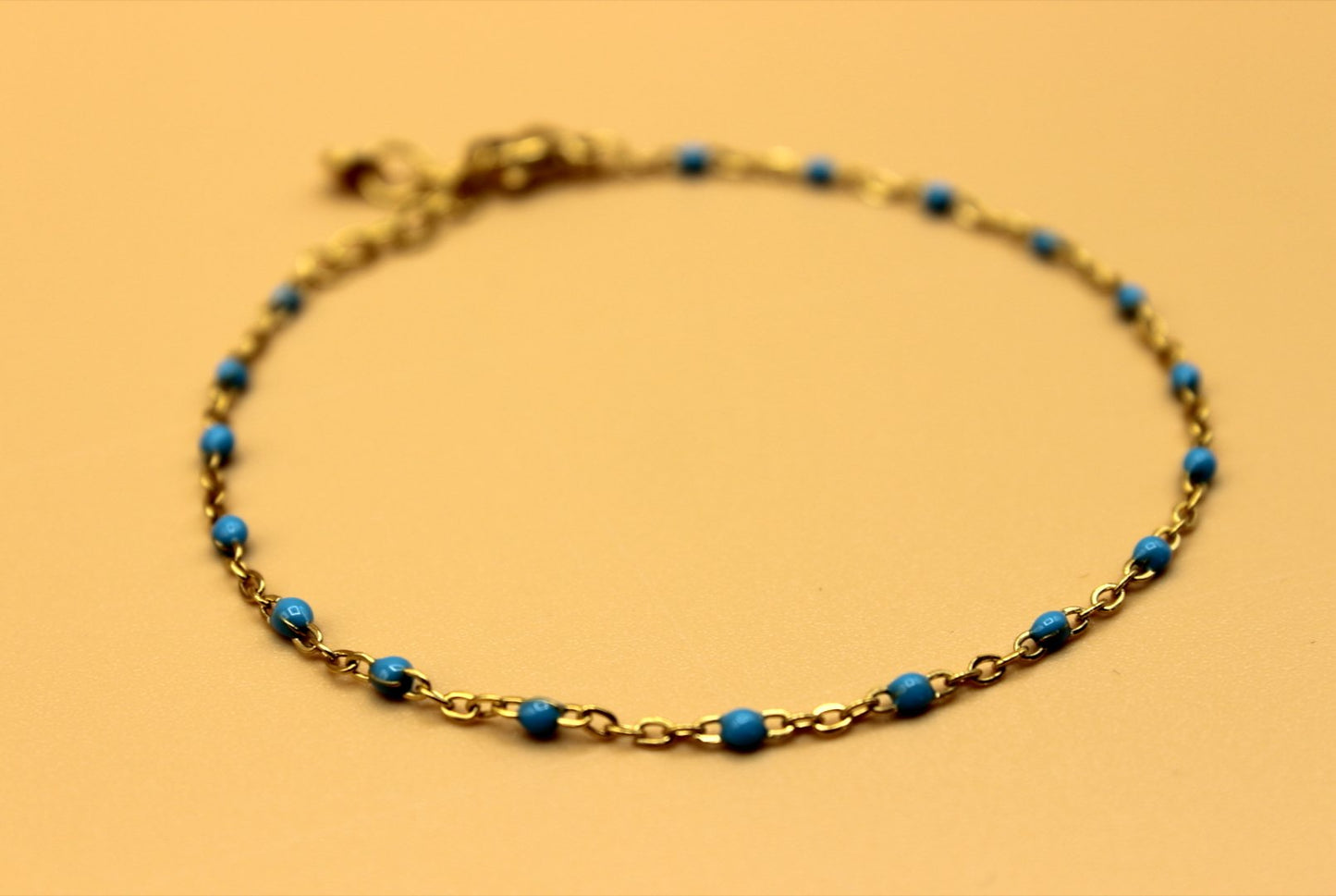 Qœur chez vous. Bracelets personnalisables. Petites médailles. - Qoeur.fr