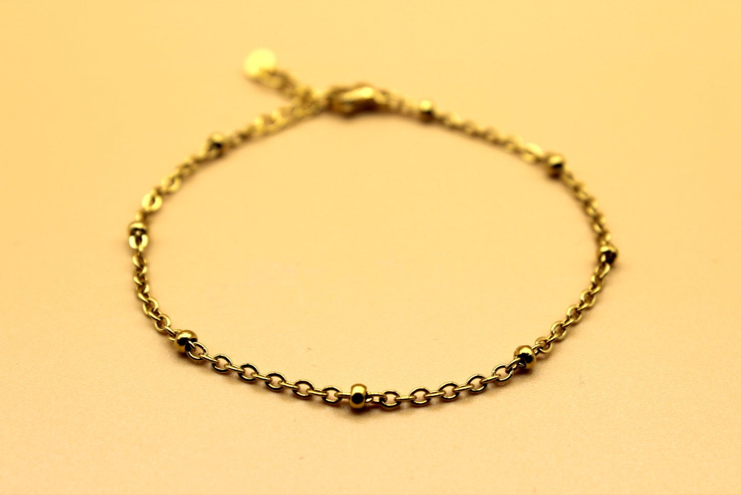 Qœur chez vous. Bracelets personnalisables. Petites médailles. - Qoeur.fr