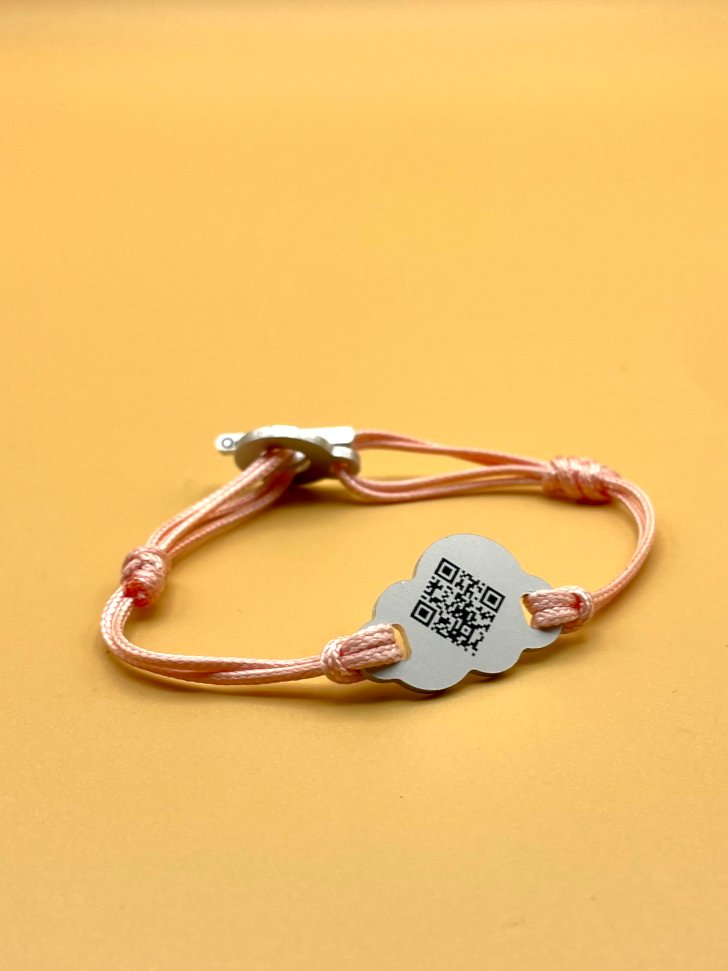 Qoeur. Bracelet médical d'urgence. Interchangeable - Cumulus rose. - Qoeur.fr